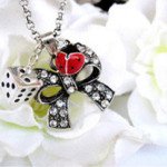 Collier lucky noued