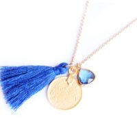 Collier medaille pompon et pierre - bleu